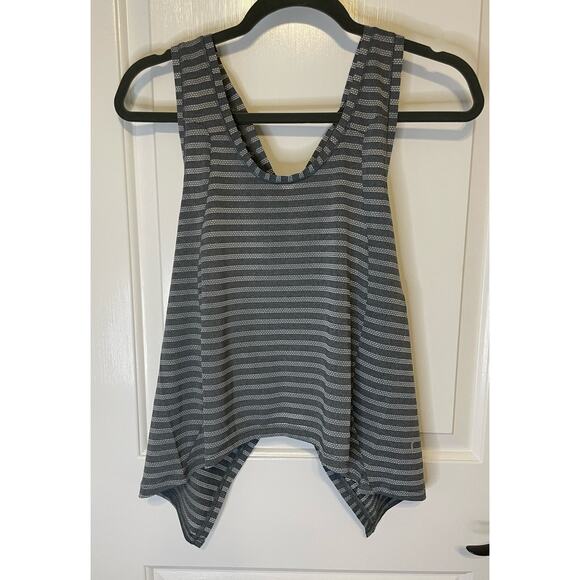Zyia Active gray striped Nimbus split back tank top Medium NWT - Picture 1 of 7